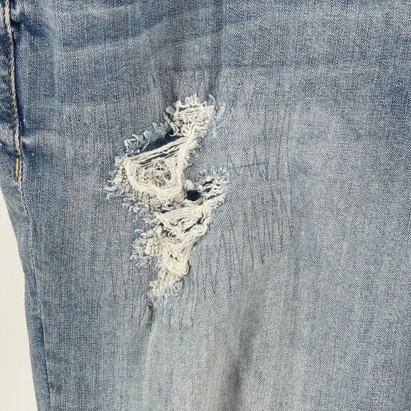 Torrid Boyfriend Stretch Mid-Rise Rip & Repair Jeans Plus 20 R Whiskers Stitched - Picture 5 of 16